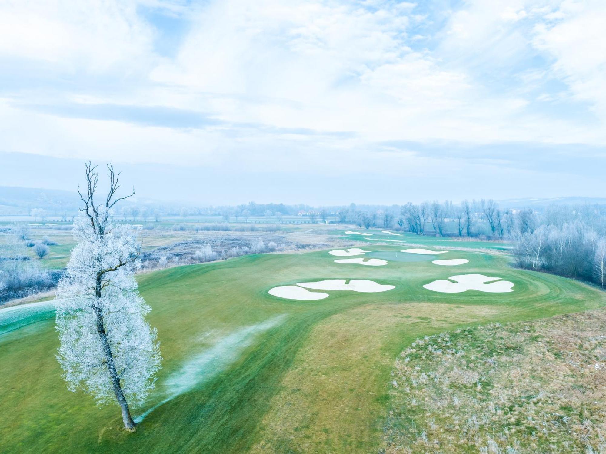 Zala Springs Golf Resort Zalacsány Dış mekan fotoğraf